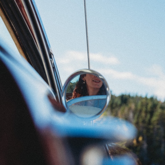 Meet your Posher, Jessica - Picture 1 of 1